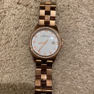 Rose gold Marc jacobs